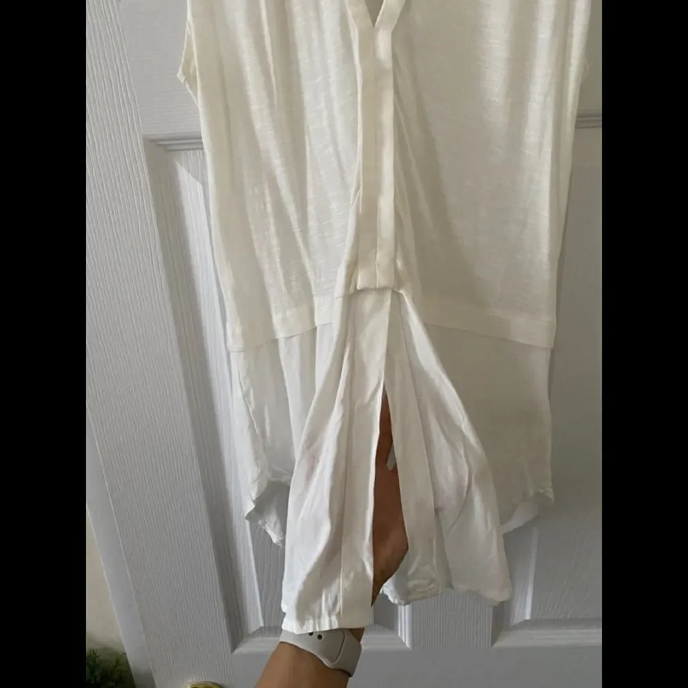 Max Studio Tank Top - Picture 4 of 7